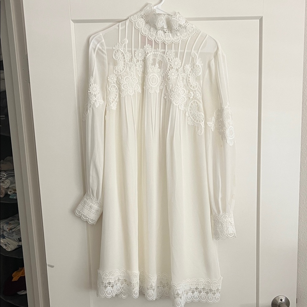 Ted Baker London Ivory Lace Dress